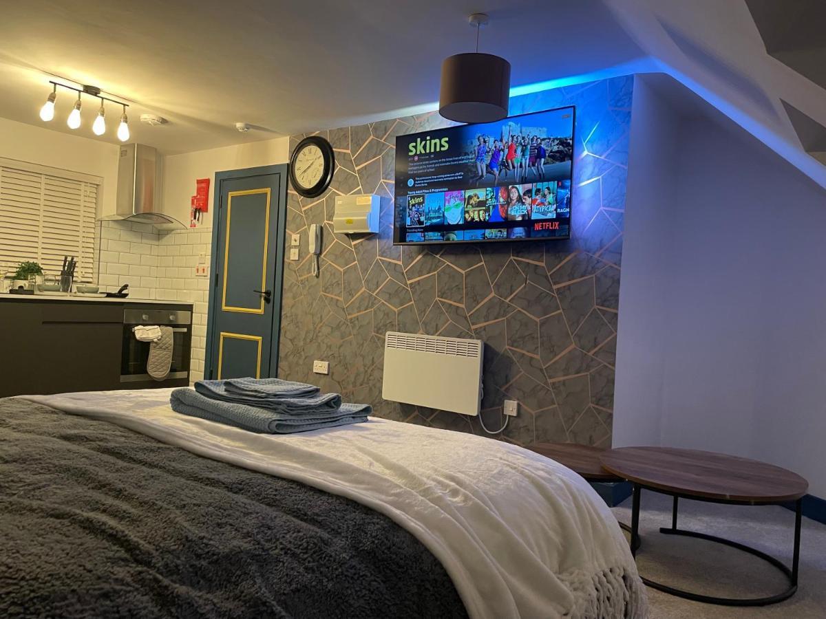 Lovely Studio Apartment Located In Birmingham Exterior photo